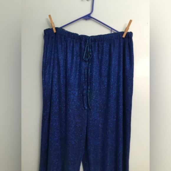 SHEIN glittery pants. - Picture 6 of 13